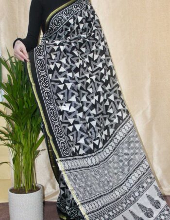 ure-Silk-Cotton-Sarees-with-Golden-Border-–-White-Black-one